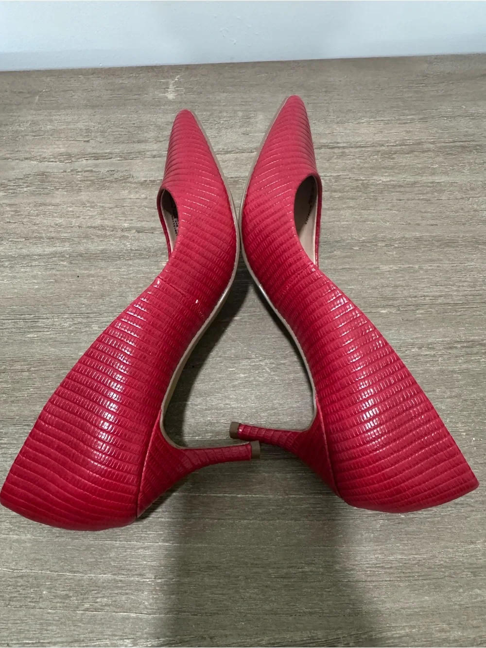 Charles by Charles David Red Pointed-Toe Kitten Heels | Very Good Condition